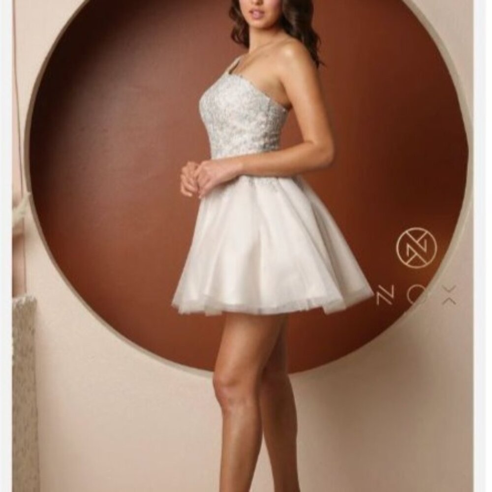 Nox Anabel One Shoulder Embroidered Mini Dress | 16 - Picture 8 of 9